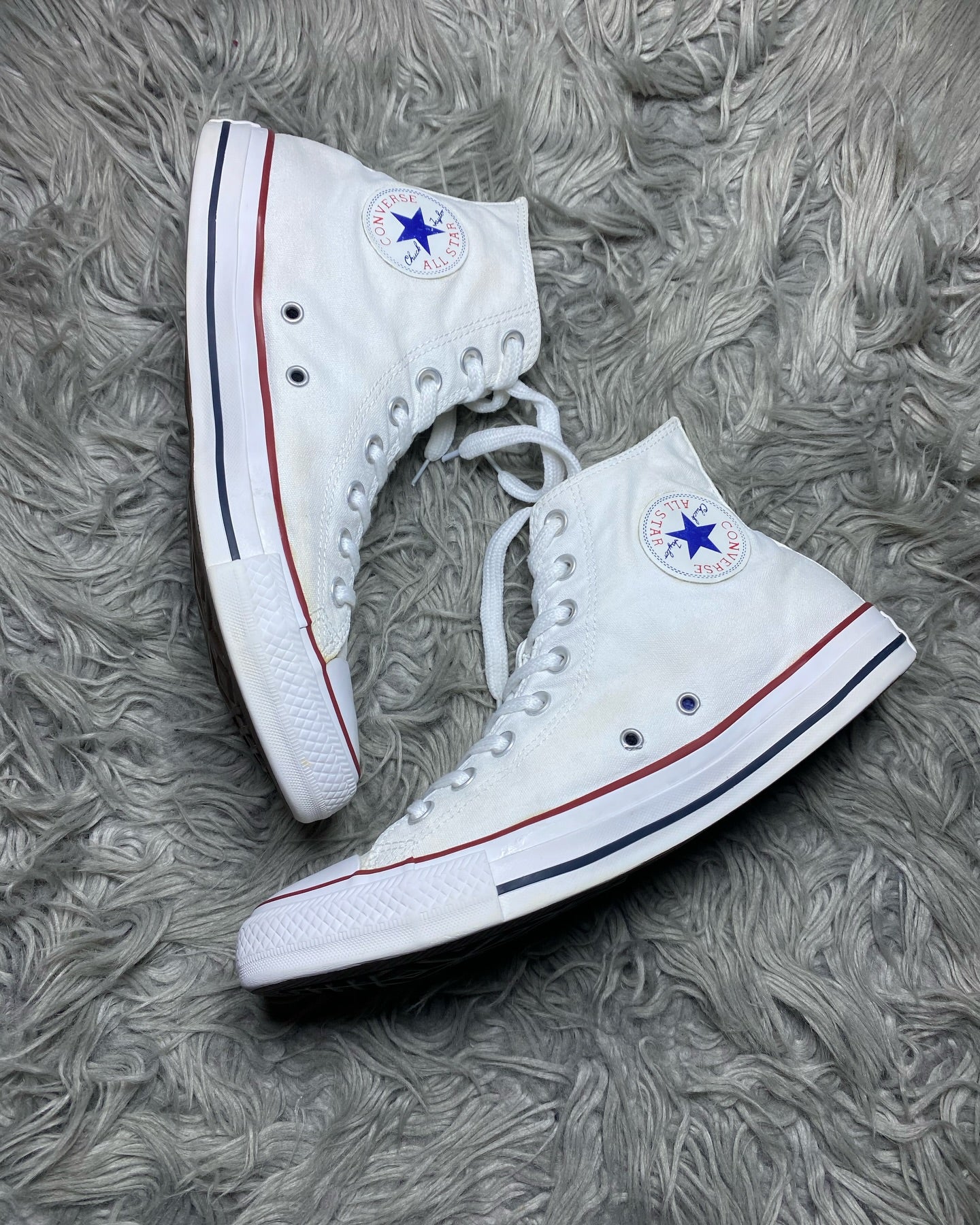 Converse High Top (42)
