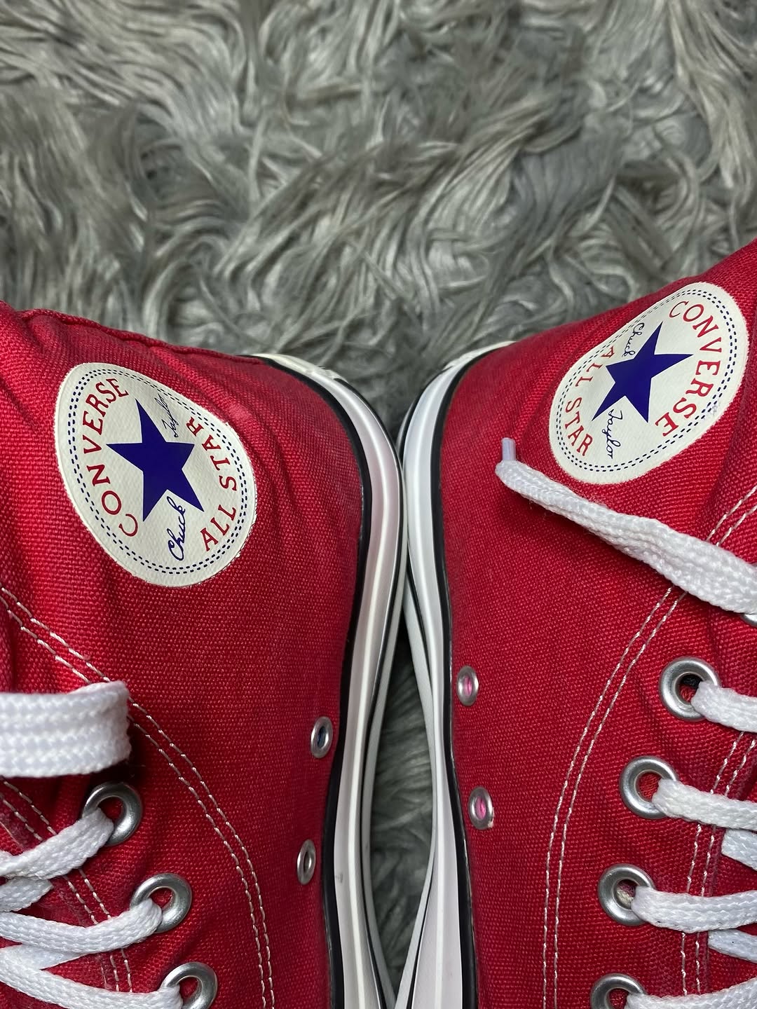 Converse High Top (42)