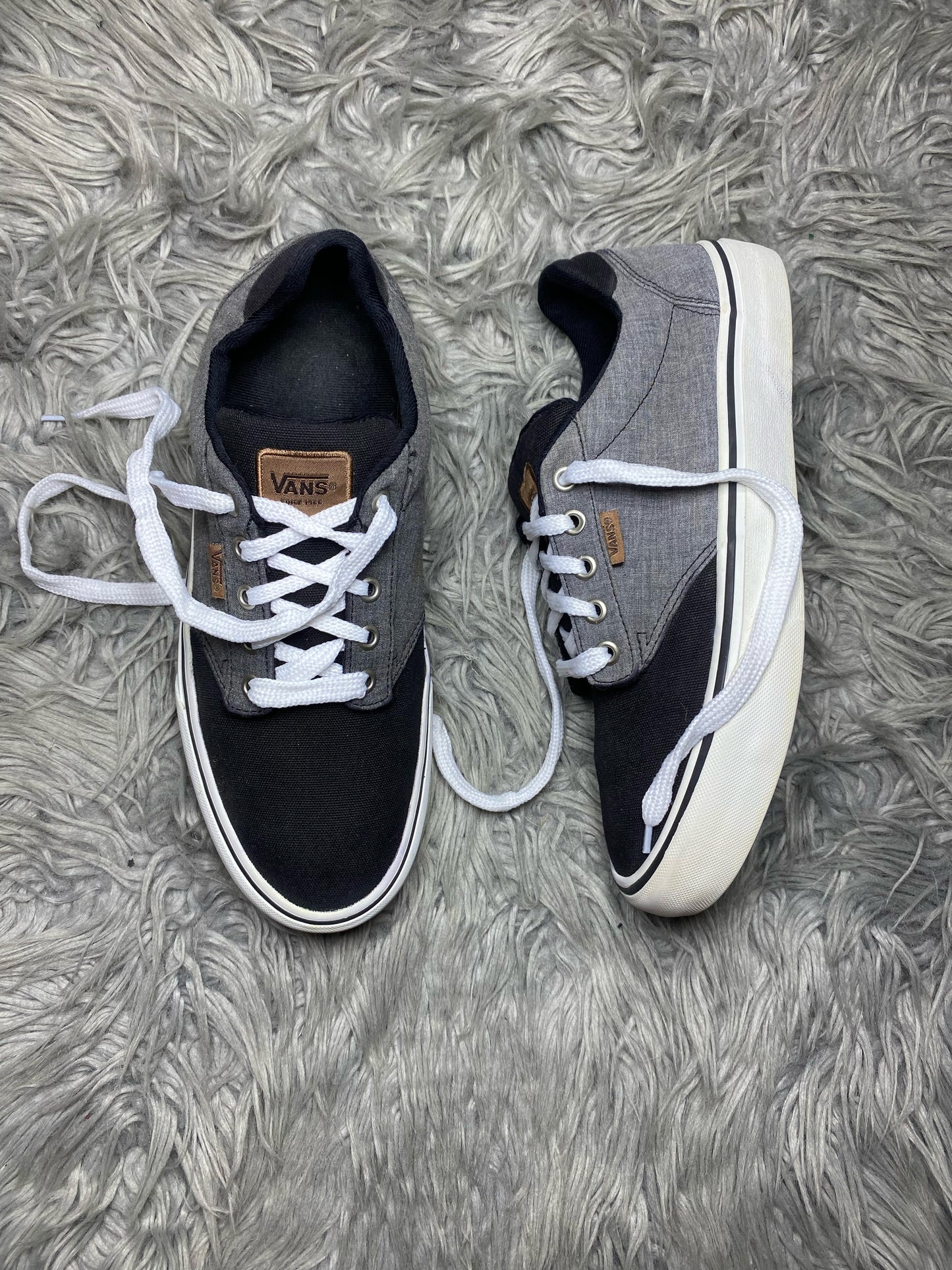 Vans Low Top (42)