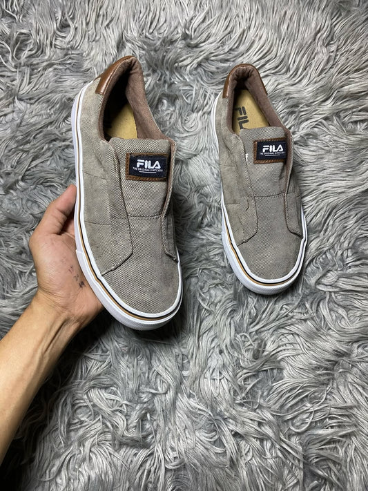 (FILA) Shoes Size (41)