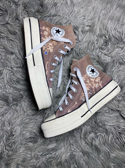 Converse High Top (36.5)