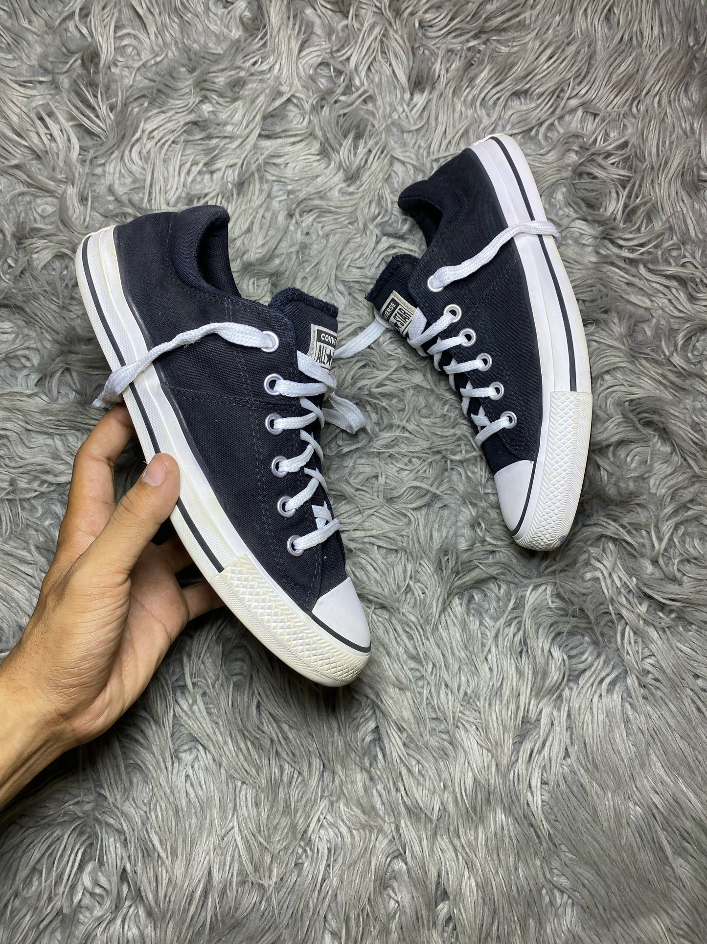 Converse Low Top (41.5)