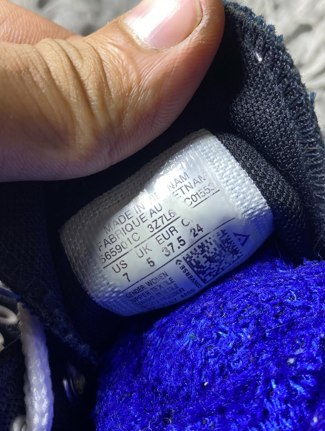 Converse High Top (37.5)