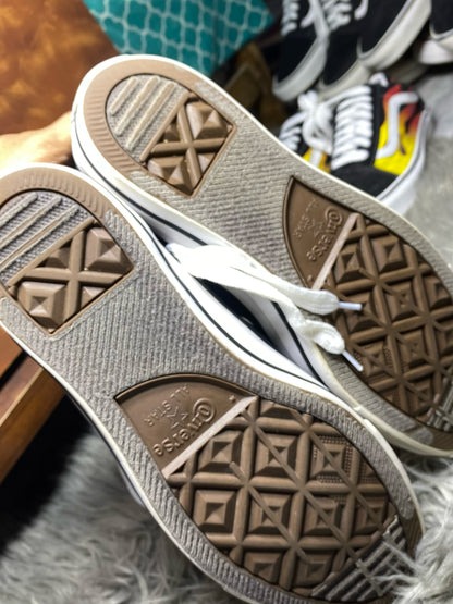 Converse Low Top (41.5)