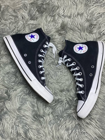 Converse High Top (39.5)