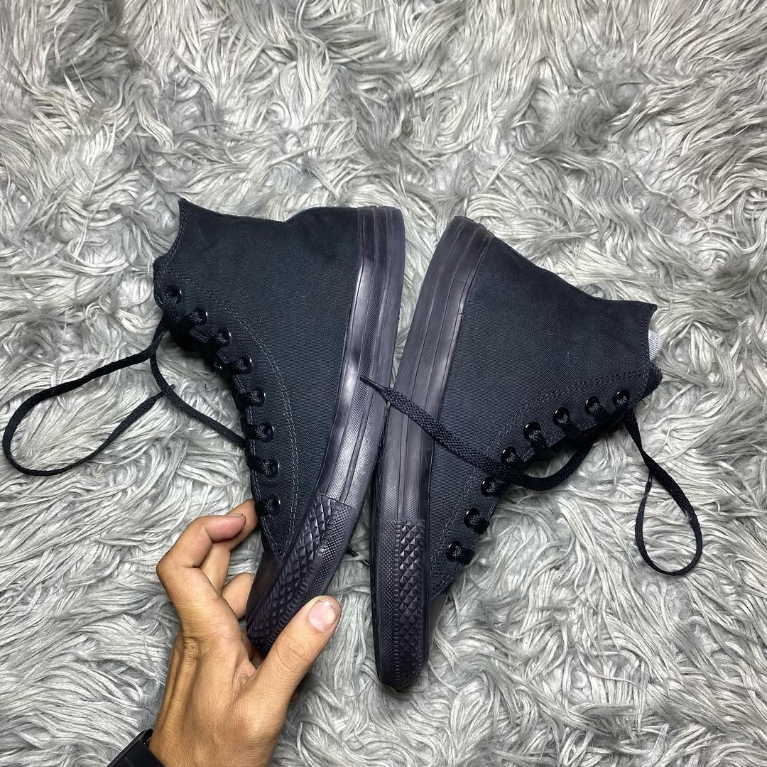 Converse High Top (41)
