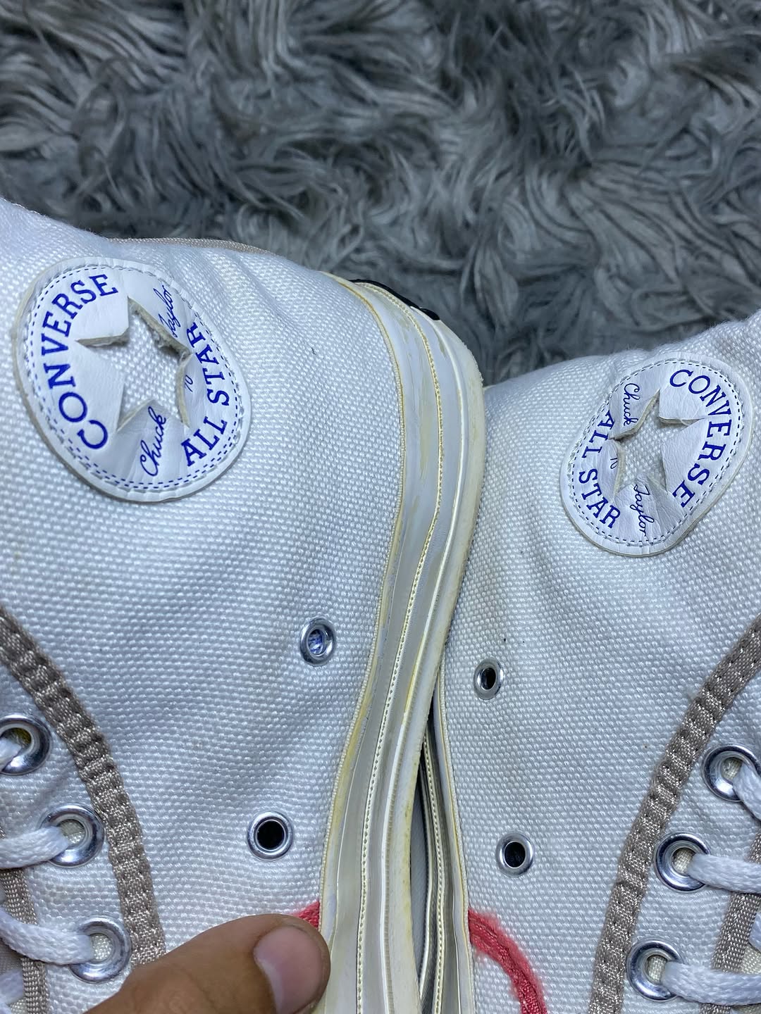 Converse High Top (42.5)
