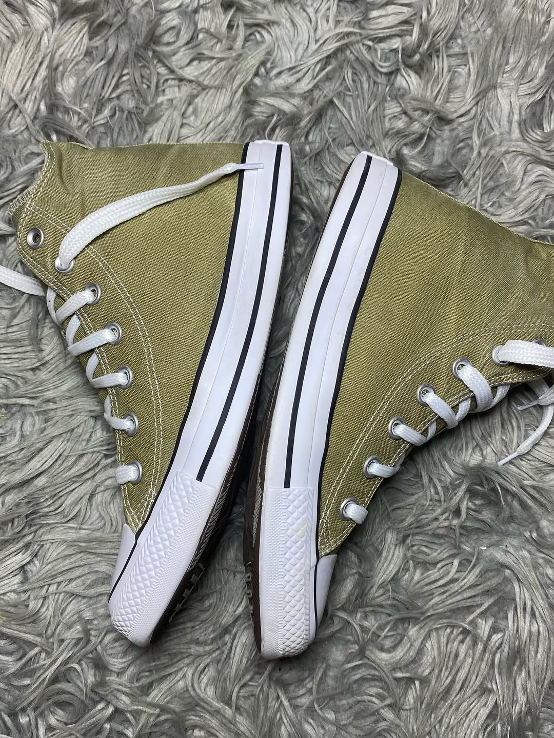 Converse High Top (39)