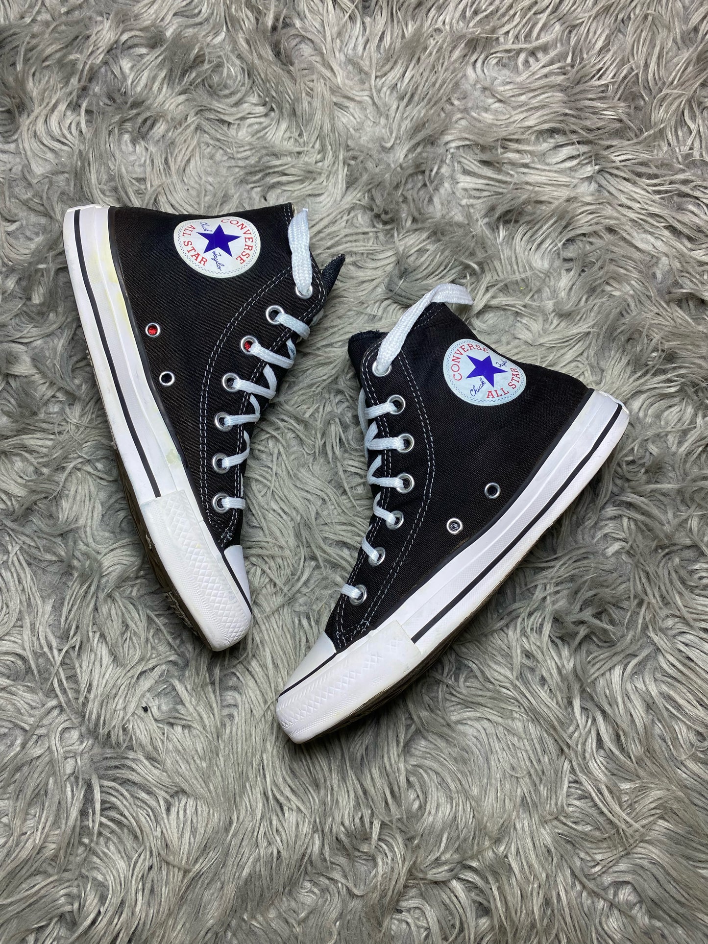 Converse High Top (37.5)