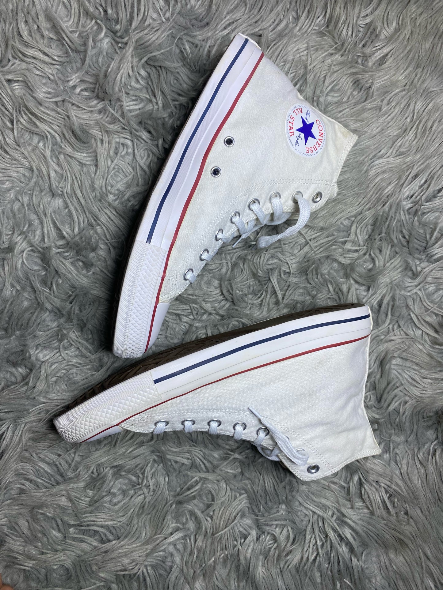 Converse High Top (42.5)