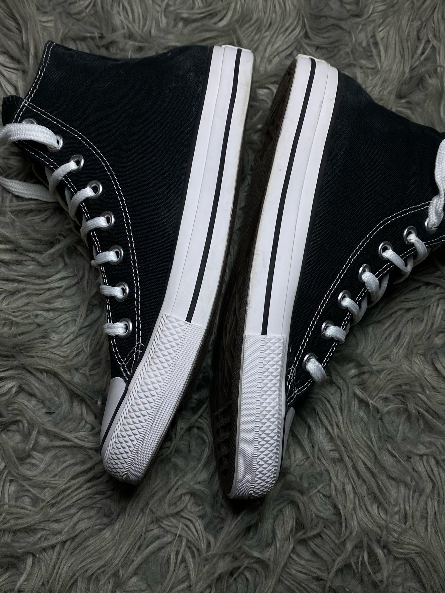 Converse High Top (41.5)