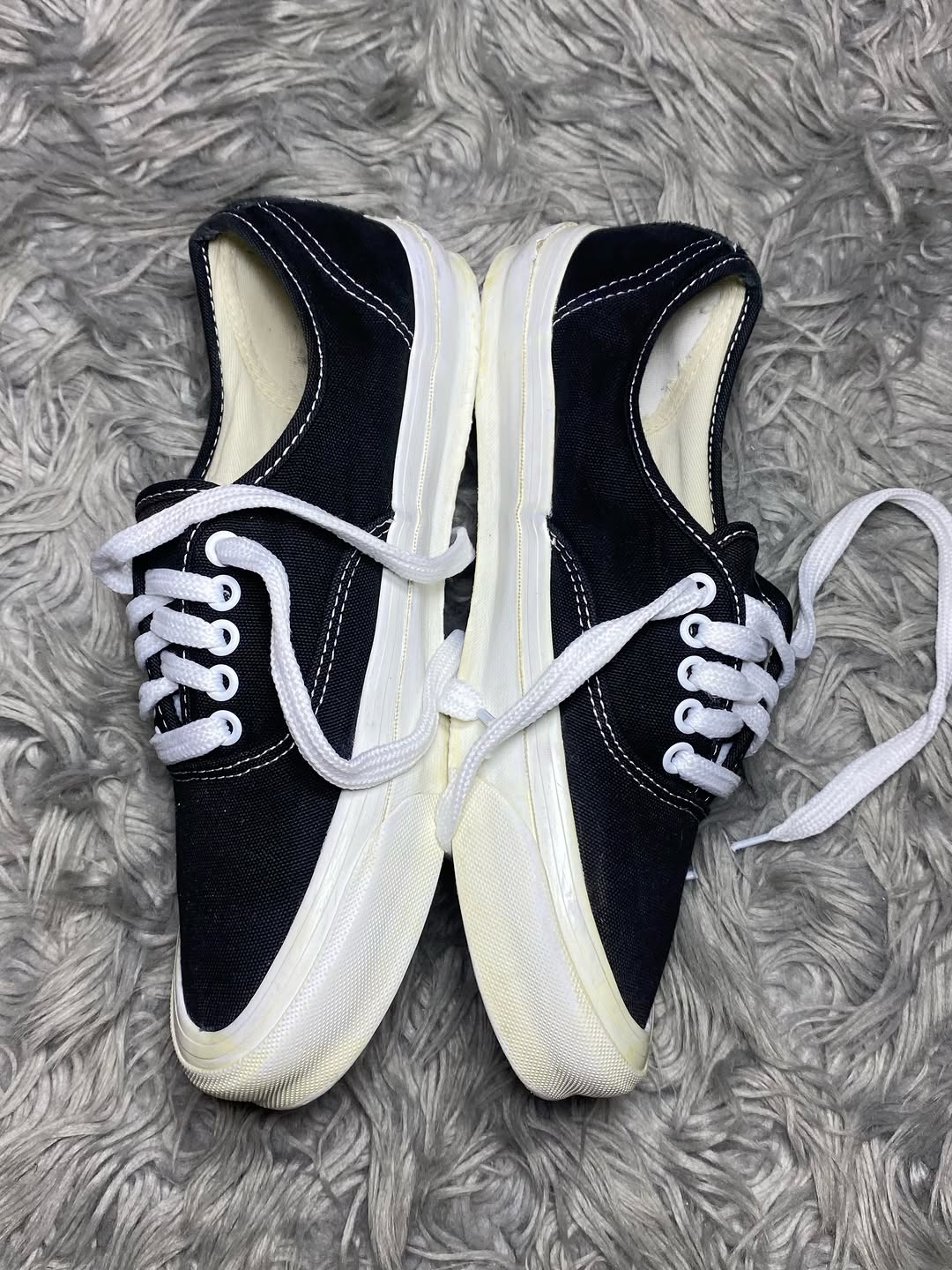 Vans Low Top (42)