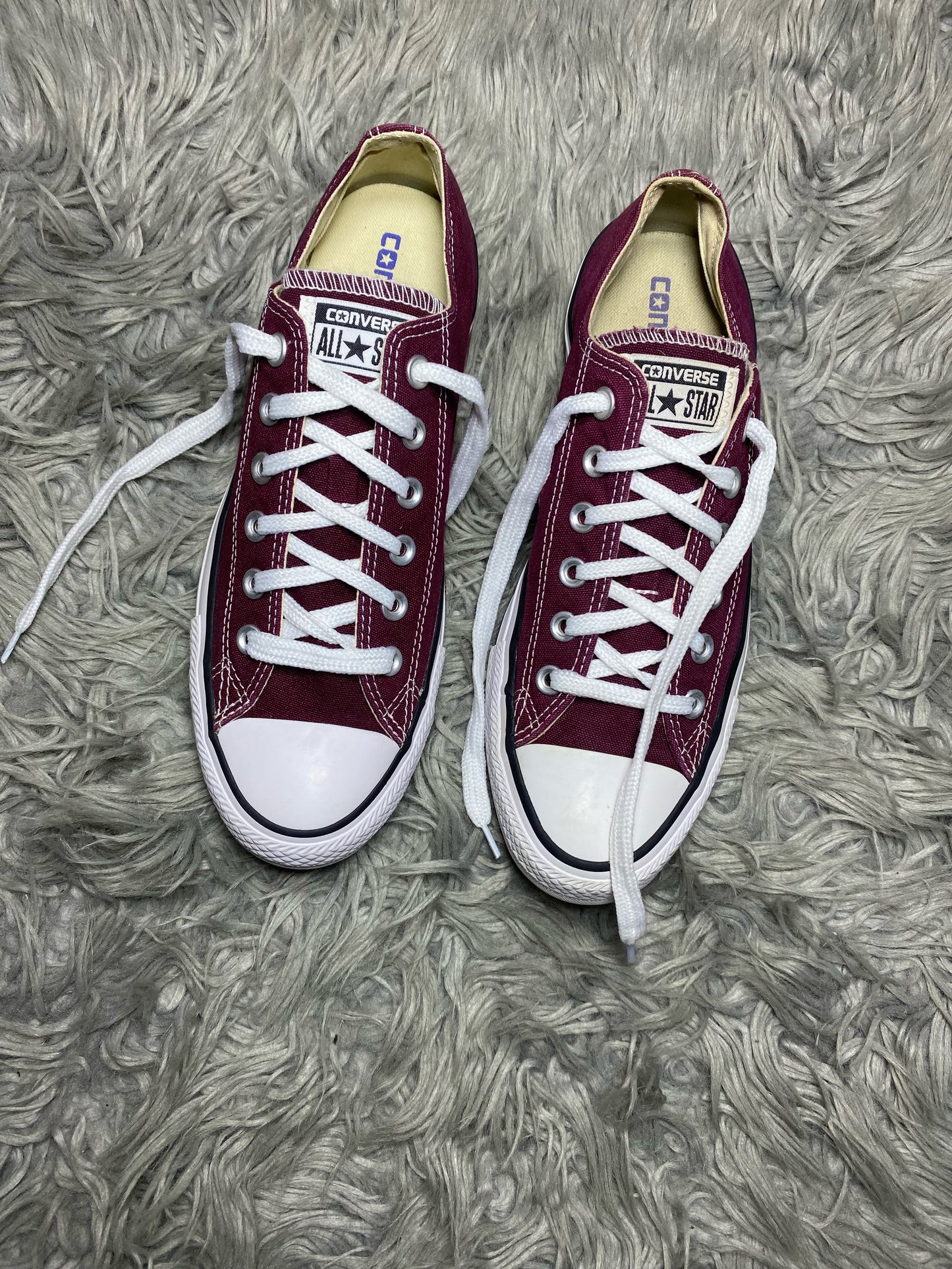 Converse Low Top (41)