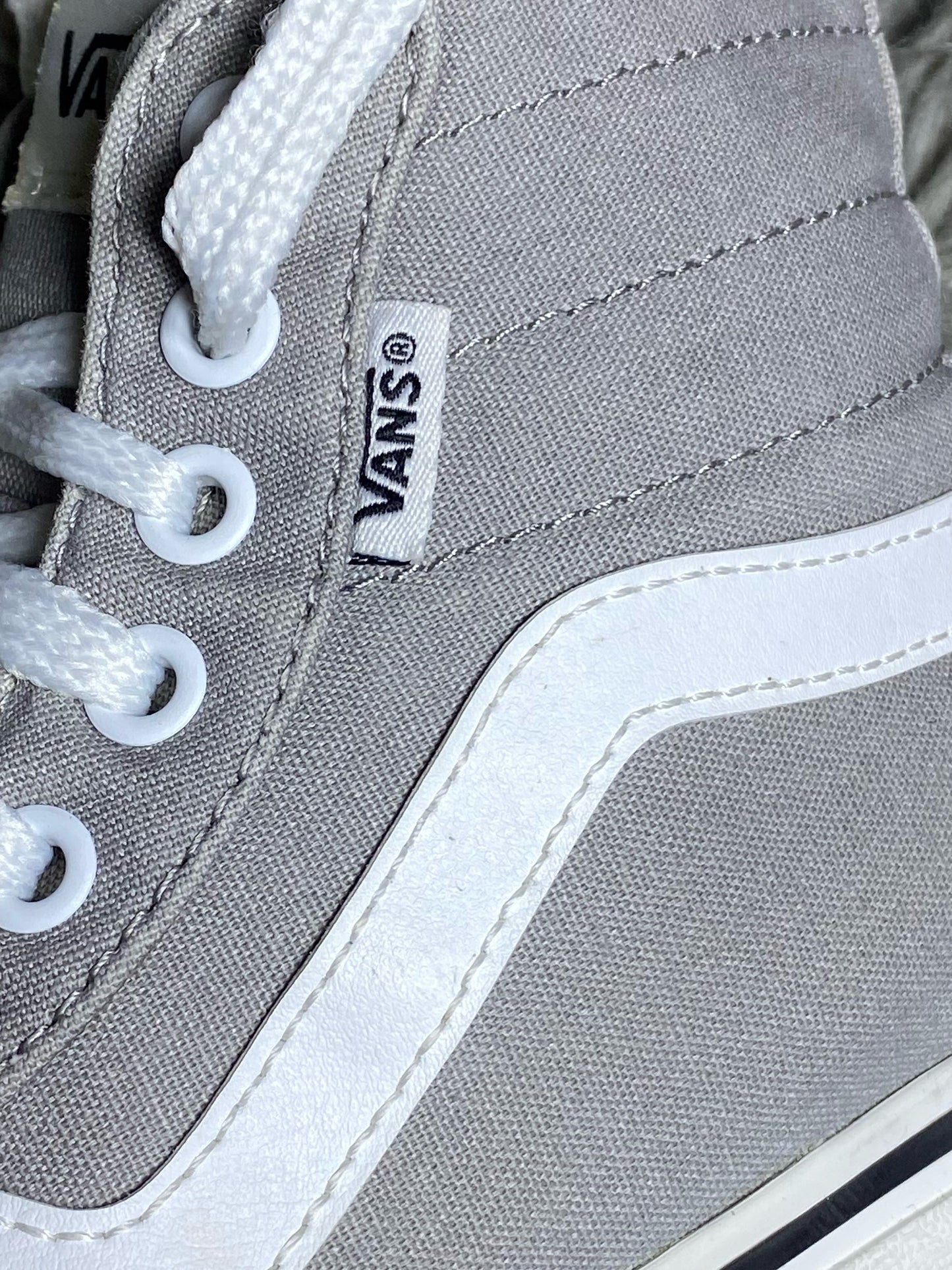 Vans High Top (38)