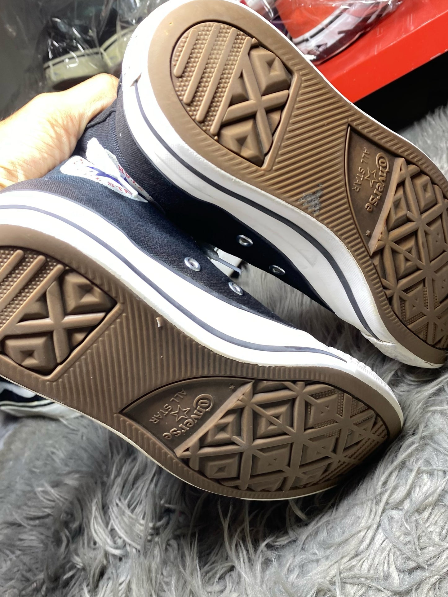 Converse High Top (39.5)