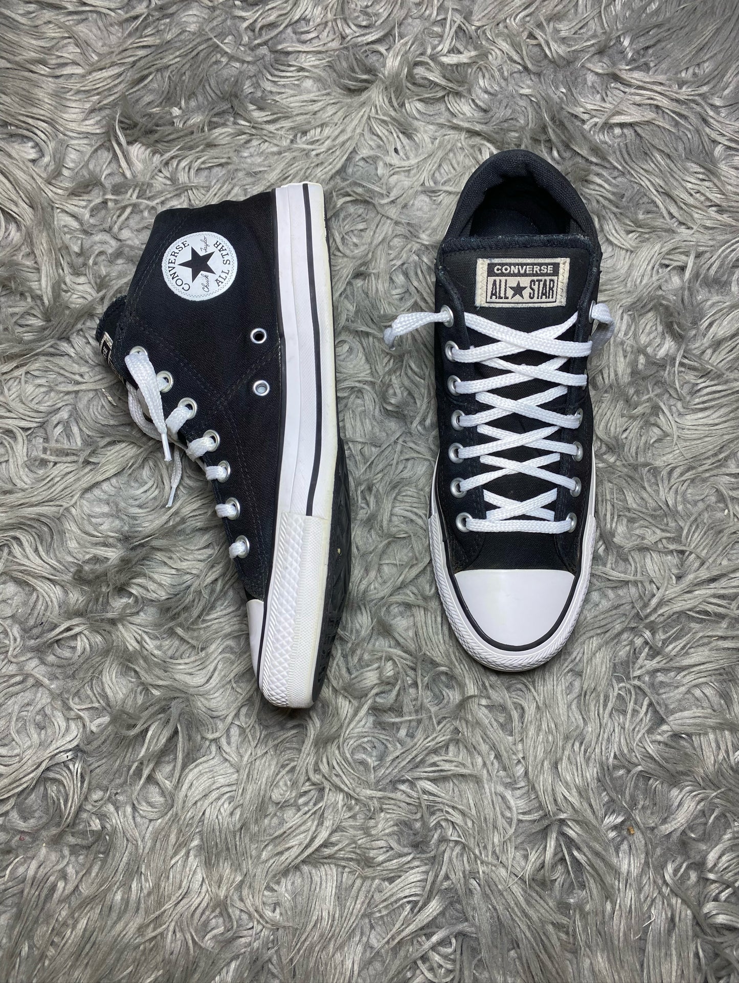 Converse High Top (41.5)