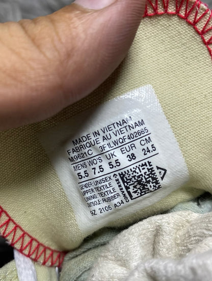 Converse High Top (38)