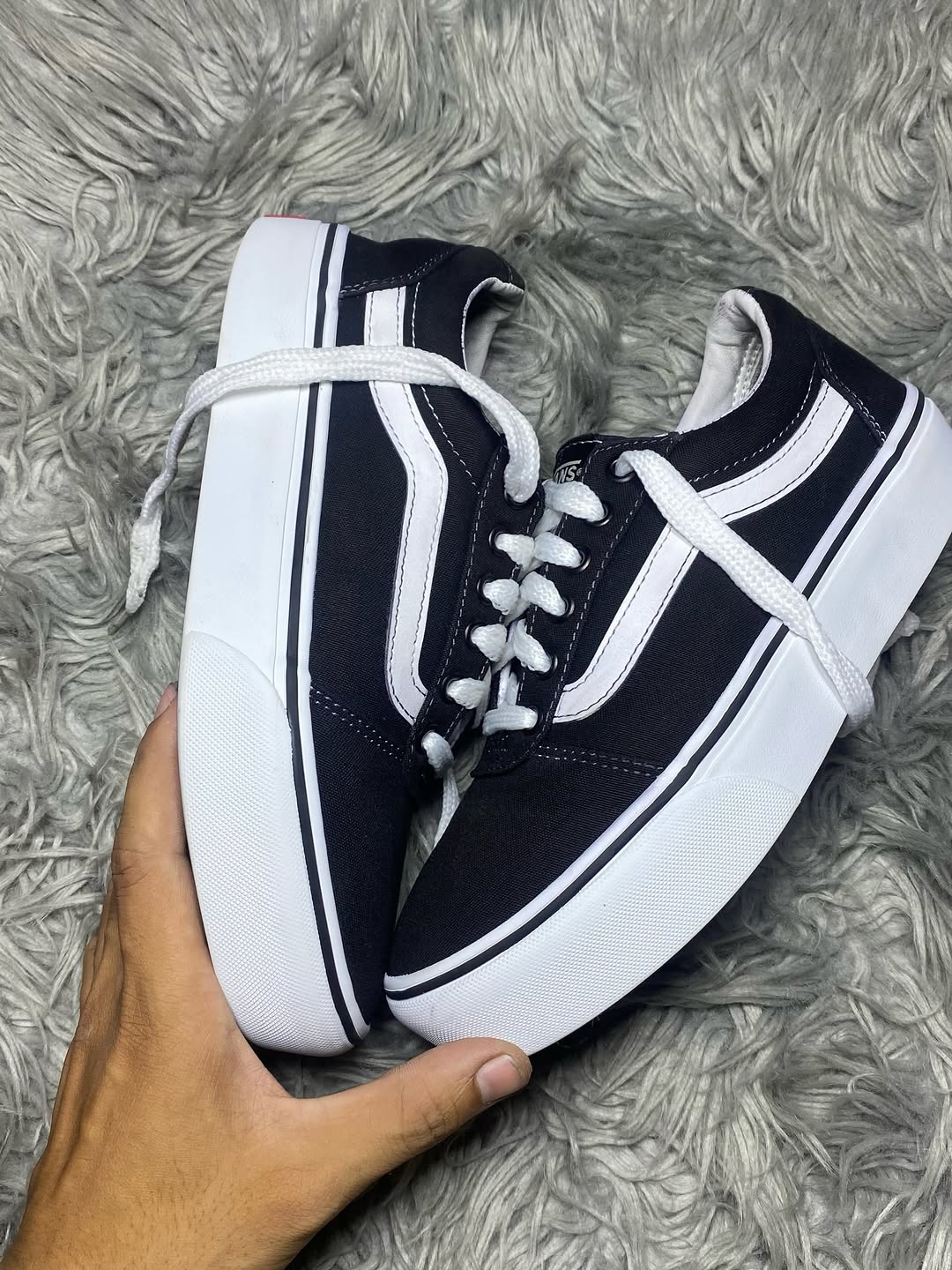 Vans Low Top (40)