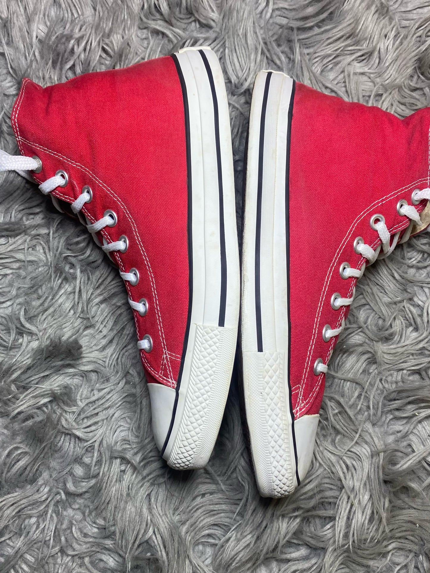 Converse High Top (42.5)