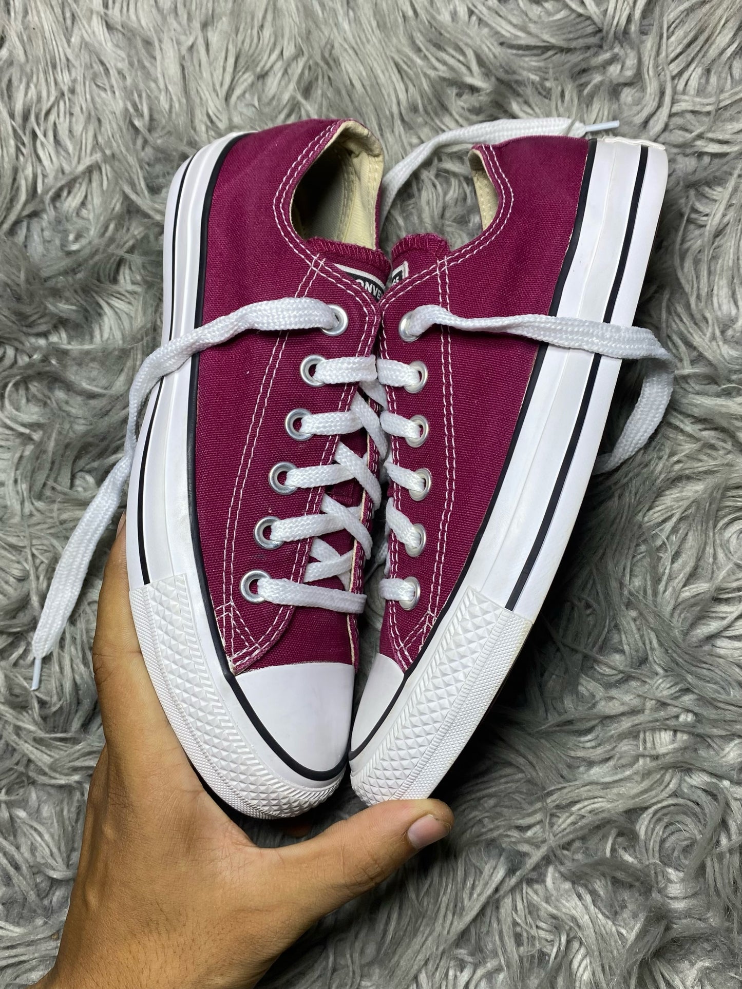 Converse Low Top (37.5)